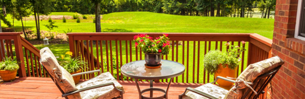 Seven Staging Tips for Small Outdoor Spaces
