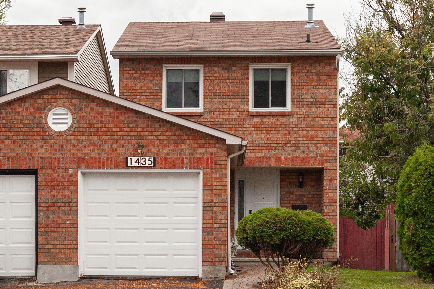 Orleans Queenswood Heights Townhouse for Sale 1435 Deavy Way