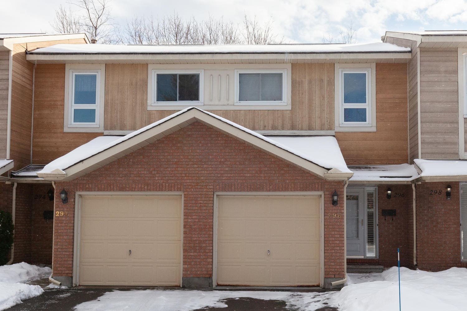 Ottawa Greenboro Townhouse For Sale 296 Temby Pr Pilon Group