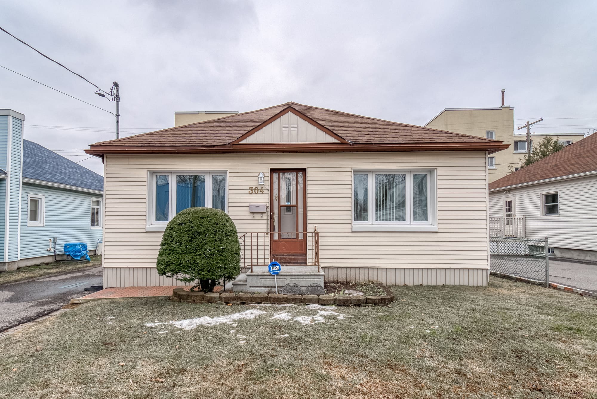 Ottawa Vanier House For Sale 304 Frontenac Ave Pilon Group